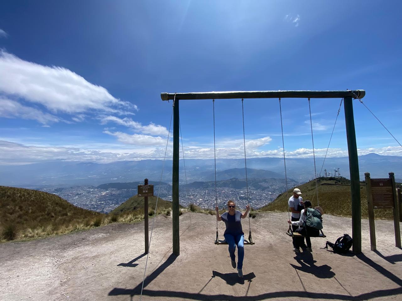 Swing ond the cable car